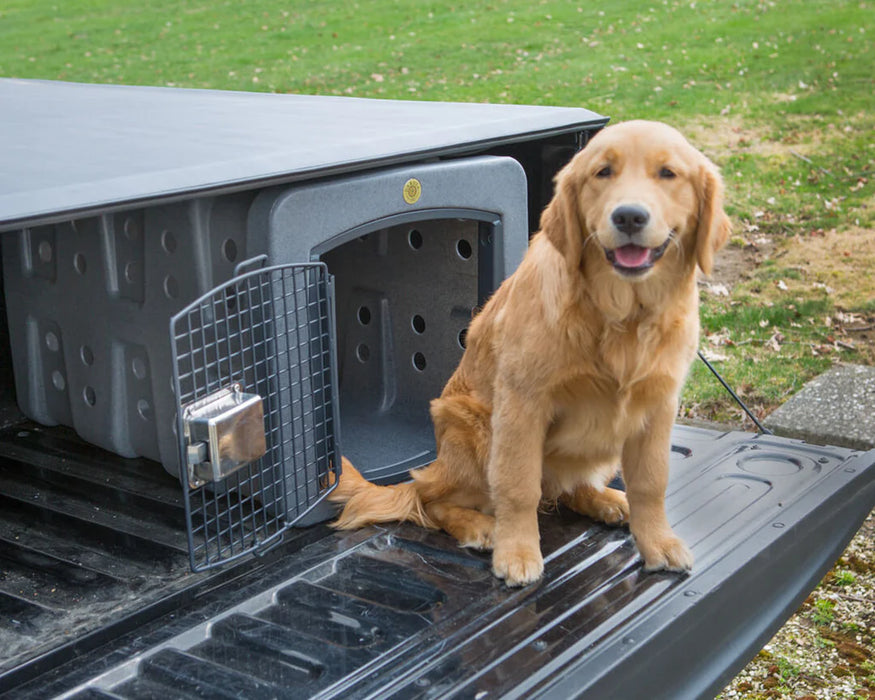 Dakota 283 - T1 Low Profile Kennel for Trucks