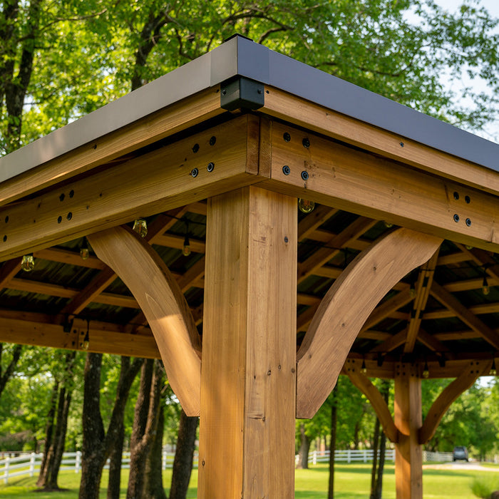 Barrington 16ft x 12ft exterior roof corner detail