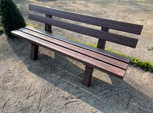 Piccadilly Bench outdoor installation